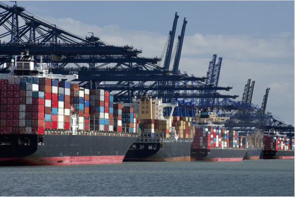 الشحن البحري